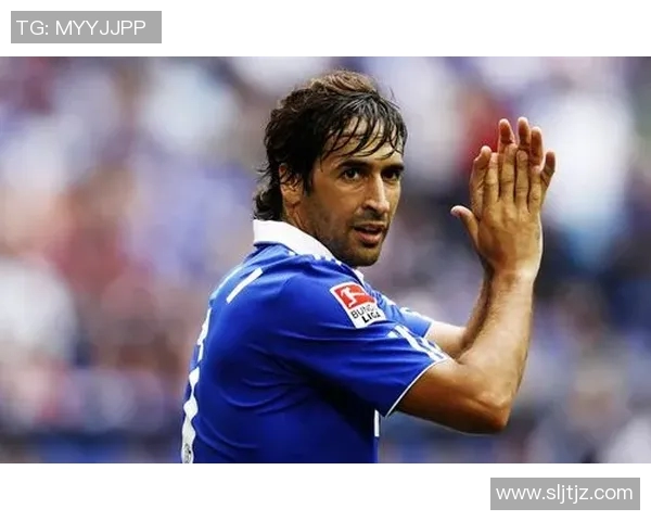 年轻足球明星的魅力与风采展现他们的姓名与精彩瞬间图片合集